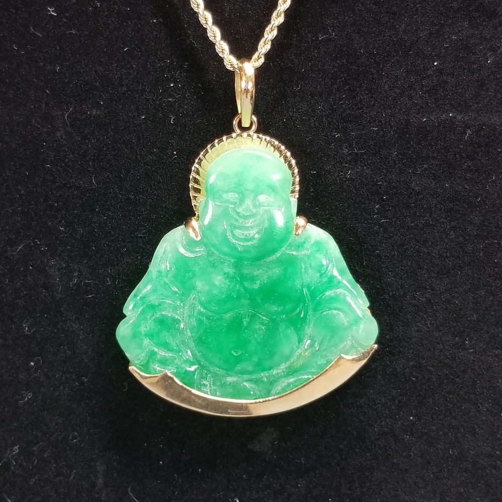 18k jade buddha pendant